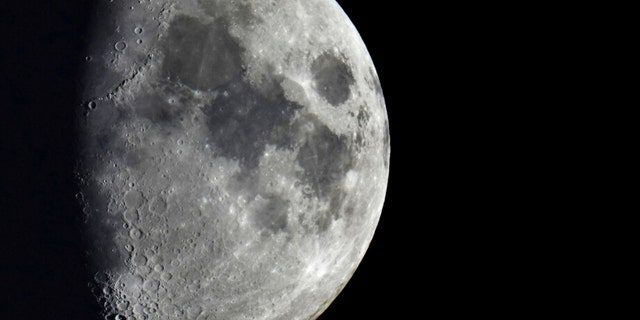NASA po raz pierwszy od lat 70. zamierza umieścić astronautów na Księżycu.
