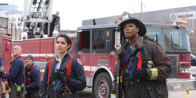 "Pożar w Chicago" Aktorzy byli bezpieczni po kręceniu w pobliżu planu produkcyjnego w środę (na zdjęciu w sezonie 10).